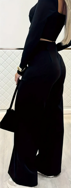 The Effortless Wide-Leg Trouser