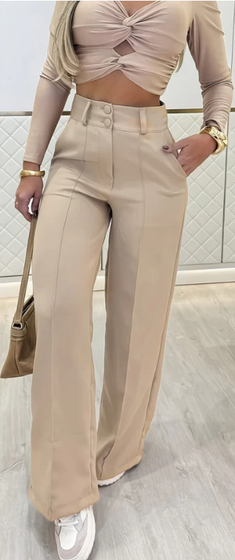 The Effortless Wide-Leg Trouser